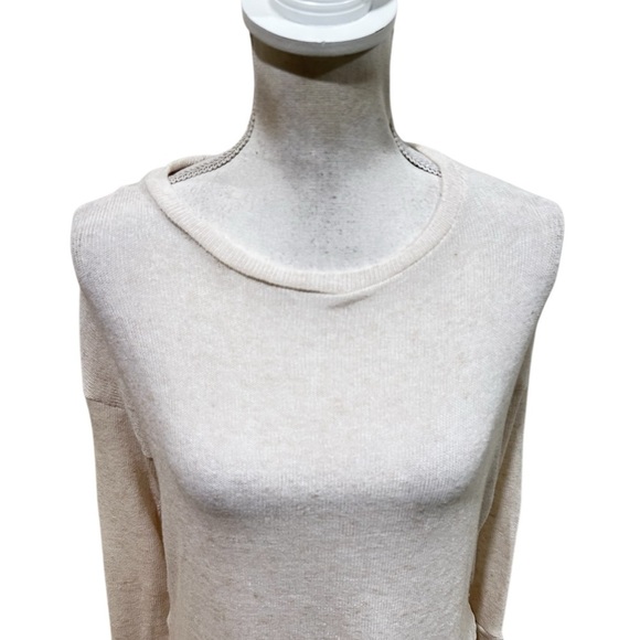 Caren Forbes lightweight Cream open back Crew Neck Sweater size medium - Picture 4 of 10